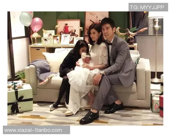 相差七岁姐弟恋甜蜜升级韩国国脚宋旻揆与女主播郭敏善喜结连理